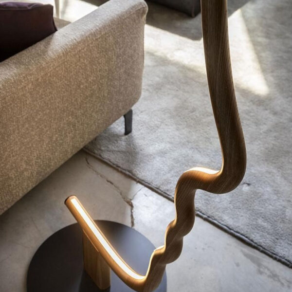 Lampadaire Moderne Modèle Vis A Vis reel