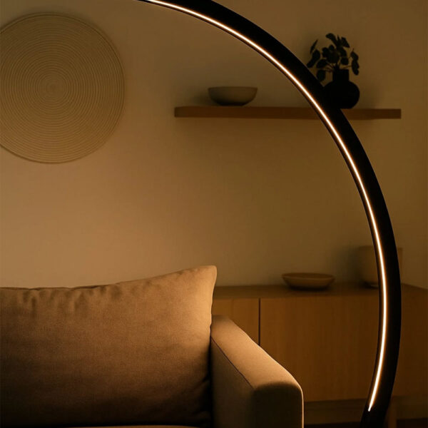 Lampadaire de salon modèle Arc RGB youtube